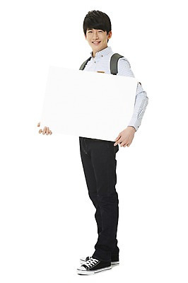 포토 JPG 스튜디오촬영 전신 학생 배너 남자 대학생 셔츠 가방 모션 새출발 안내 책가방 사각프레임 프레임 광고판 실내 틀 한명 서기 미소 웃음 들기 누끼 사람 동양인 20대 성인 캐주얼 캠퍼스라이프 한국인 알림 신학기 신입생 백팩 남자만 남자한명만 성인남자만 청년만 청년남자만 청년남자한명만 성인한명만 성인남자한명만 성인만 국내포토 1 라이프스타일 잡화 옷 상의 새로움 알림판 표정 인종 청년 내부 사각형 출발 판 파일형식