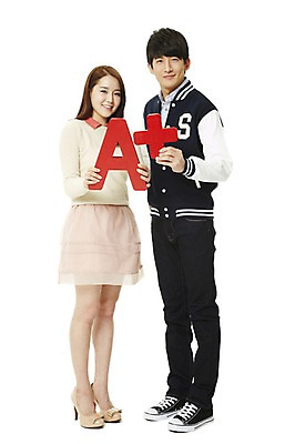 포토 JPG 스튜디오촬영 전신 학생 여자 남자 구두 대학생 모션 새출발 실내 서기 미소 웃음 들기 누끼 사람 동양인 20대 성인 두명 앞모습 치마 캠퍼스라이프 점퍼 한국인 하이힐 플러스 신학기 신입생 성적 A 점수 야구점퍼 과복 에이플러스 학점 청년만 성인만 국내포토 라이프스타일 기호 알파벳 옷 교육 뷰포인트 신발 하의 새로움 표정 인종 청년 내부 외투 여성화 출발 파일형식