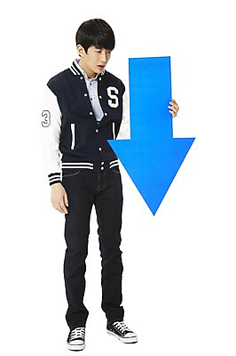 포토 JPG 스튜디오촬영 전신 학생 남자 화살표 대학생 모션 새출발 실내 한명 서기 들기 누끼 사람 동양인 20대 성인 앞모습 캠퍼스라이프 점퍼 한국인 좌절 하락 고민 신학기 신입생 성적 야구점퍼 과복 남자만 남자한명만 성인남자만 청년만 청년남자만 청년남자한명만 성인한명만 성인남자한명만 성인만 국내포토 1 라이프스타일 옷 교육 감정 뷰포인트 컨셉 새로움 인종 청년 내부 외투 출발 파일형식
