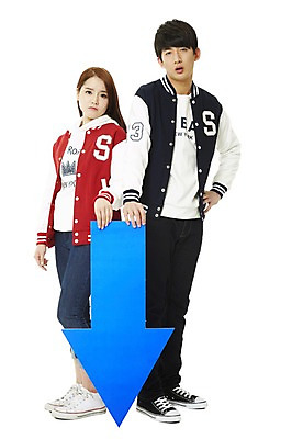 포토 JPG 스튜디오촬영 전신 학생 여자 남자 화살표 대학생 모션 새출발 실내 서기 누끼 사람 동양인 20대 성인 두명 앞모습 캠퍼스라이프 점퍼 한국인 좌절 하락 고민 신학기 신입생 성적 야구점퍼 과복 청년만 성인만 국내포토 라이프스타일 옷 교육 감정 뷰포인트 컨셉 새로움 인종 청년 내부 외투 출발 파일형식