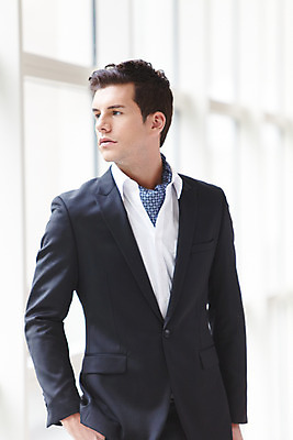 포토 JPG 서양인 외국인 백인 응시 남자 비즈니스 창문 호텔 실내 한명 서기 사람 정장 상반신 20대 성인 앞모습 직장인 비즈니스맨 복도 남자만 남자한명만 성인남자만 청년만 청년남자만 청년남자한명만 성인한명만 성인남자한명만 성인만 국내포토 직업 1 시선 옷 뷰포인트 모션 숙소 인종 청년 내부 파일형식