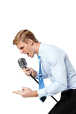 포토 JPG 스튜디오촬영 서양인 외국인 남자 비즈니스 노래 실내 한명 서기 들기 사람 손짓 상반신 20대 성인 옆모습 외침 직장인 비즈니스맨 마이크 청년만 청년남자만 청년남자한명만 성인남자한명만 국내포토 직업 1 음악 뷰포인트 음향기기 모션 인종 청년 내부 소리 남자만 남자한명만 성인남자만 성인만 파일형식