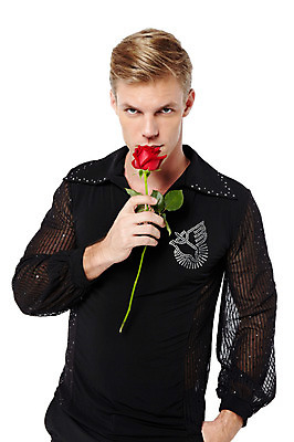 포토 JPG 스튜디오촬영 서양인 외국인 남자 모션 실내 한명 서기 들기 사람 상반신 20대 성인 앞모습 섹시 장미 댄서 열정 댄스스포츠 청년만 청년남자만 청년남자한명만 성인남자한명만 국내포토 직업 1 꽃 감정 스포츠 뷰포인트 컨셉 인종 청년 내부 남자만 남자한명만 성인남자만 성인만 파일형식