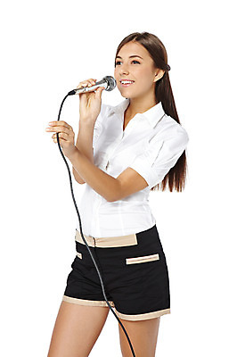 포토 JPG 스튜디오촬영 서양인 외국인 여자 비즈니스 노래 모션 실내 한명 서기 미소 들기 사람 상반신 20대 성인 옆모습 직장인 비즈니스우먼 마이크 청년만 청년여자만 청년여자한명만 성인여자한명만 국내포토 직업 1 음악 뷰포인트 음향기기 표정 인종 청년 내부 여자만 여자한명만 성인여자만 성인만 파일형식