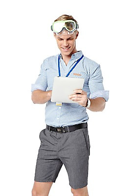 포토 JPG 스튜디오촬영 서양인 외국인 남자 비즈니스 모션 실내 한명 서기 미소 들기 사람 상반신 20대 성인 앞모습 태블릿 웹서핑 직장인 비즈니스맨 물안경 청년만 청년남자만 청년남자한명만 성인남자한명만 국내포토 직업 1 뷰포인트 표정 인종 청년 내부 전자제품 스마트기기 수영용품 남자만 남자한명만 성인남자만 성인만 파일형식