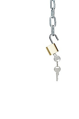 포토 JPG 스튜디오촬영 백그라운드 컨셉 열쇠 자물쇠 실내 누끼 근접촬영 사람없음 아웃포커스 오픈 고리 쇠사슬 철 오브젝트 잠금 열쇠꾸러미 국내포토 뷰포인트 촬영기법 내부 보안 파일형식