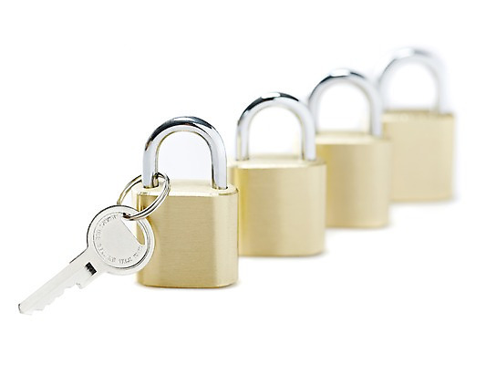 포토 JPG 스튜디오촬영 백그라운드 컨셉 열쇠 자물쇠 실내 근접촬영 사람없음 아웃포커스 고리 오브젝트 잠금 보안 열쇠꾸러미 국내포토 뷰포인트 촬영기법 안전 내부 파일형식