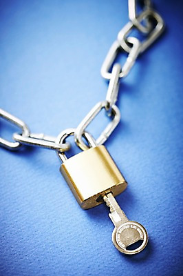 포토 JPG 스튜디오촬영 백그라운드 컨셉 열쇠 자물쇠 실내 근접촬영 사람없음 아웃포커스 고리 쇠사슬 철 오브젝트 잠금 보안 국내포토 뷰포인트 촬영기법 안전 내부 파일형식