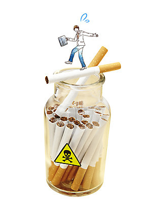 전신 PSD 편집 편집이미지 라이프스타일 남자 백그라운드 가방 포토일러 유리병 해골 담배 통 합성일러스트 한명 서기 들기 사람 성인 라이프 금지 디지털합성 편집일러스트 금연 담배꽁초 남자만 남자한명만 성인남자만 성인만 이미지편집 1 잡화 캠페인 모션 병_용기 뼈 생활 사회이슈 파일형식