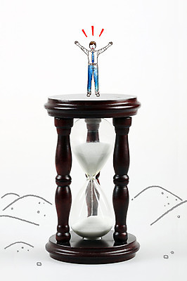 전신 PSD 편집 편집이미지 라이프스타일 남자 모래 백그라운드 비즈니스 포토일러 합성일러스트 한명 서기 사람 손짓 성인 라이프 손들기 비즈니스맨 모래시계 디지털합성 편집일러스트 남자만 남자한명만 성인남자만 성인만 이미지편집 1 시계 모션 생활 직장인 파일형식