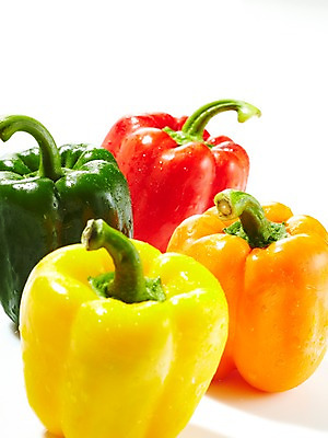 포토 JPG 스튜디오촬영 음식 채소 식재료 재료 파프리카 실내 근접촬영 사람없음 아웃포커스 빨간색 초록색 농작물 노란색 주황색 여러개 물방울 신선 국내포토 뷰포인트 컬러 다수 농업 촬영기법 내부 파일형식