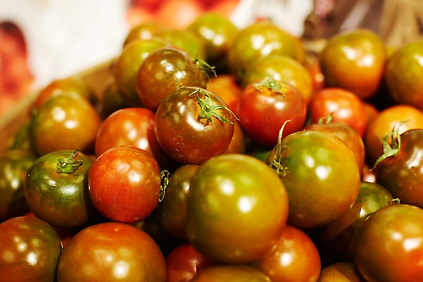 포토 JPG 스튜디오촬영 음식 백그라운드 토마토 채소 실내 근접촬영 사람없음 아웃포커스 농작물 쌓기 신선 국내포토 뷰포인트 농업 모션 촬영기법 내부 파일형식