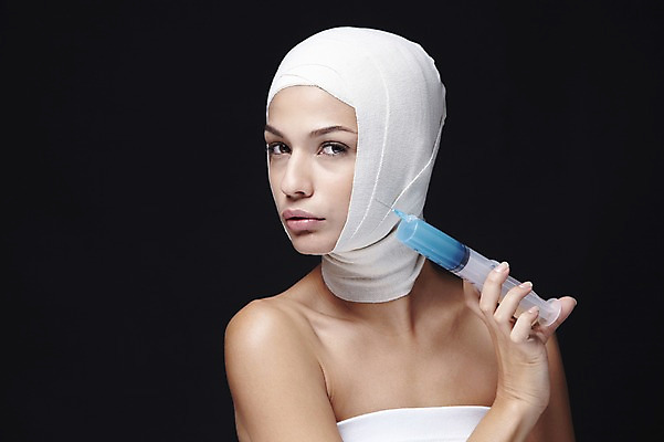 포토 JPG 스튜디오촬영 외국인 해외기획촬영 2012년태국 여자 검은배경 실내 주사기 한명 사람 상반신 20대 성인 뷰티 수술 변화 성형수술 튜브탑 붕대 보톡스 의료성형뷰티 여자만 여자한명만 성인여자만 청년만 청년여자만 성인한명만 청년여자한명만 성인여자한명만 성인만 국내포토 1 백그라운드 컨셉 상의 의학 의료기기 인종 청년 내부 치료 검은색 파일형식