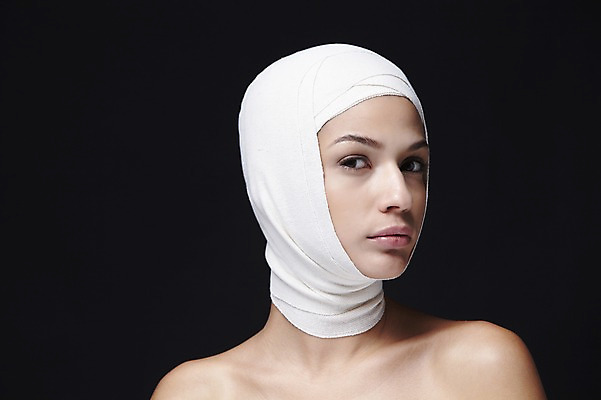 포토 JPG 스튜디오촬영 외국인 해외기획촬영 2012년태국 여자 검은배경 실내 한명 사람 상반신 20대 성인 뷰티 수술 변화 성형수술 붕대 의료성형뷰티 여자만 여자한명만 성인여자만 청년만 청년여자만 성인한명만 청년여자한명만 성인여자한명만 성인만 국내포토 1 백그라운드 컨셉 인종 청년 내부 검은색 파일형식