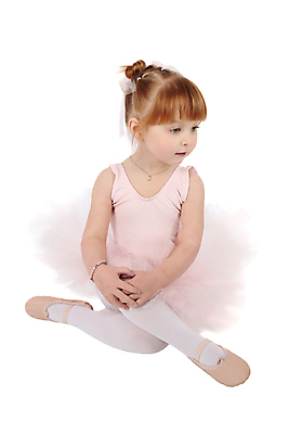 포토 JPG 해외이미지 백인 옷 여자 리본 어린이 분홍색 신발 동화 한명 사람 앉기 치마 꿈 춤 달콤 작음 보석 발레 발레리나 발레복 연예인 생강 빨간머리 펌프 걸음마 해외202004 해외포토 서양인 직업 1 헤어스타일 컬러 채소 모션 하의 문화예술 맛 크기 광석 파일형식 이미지허브