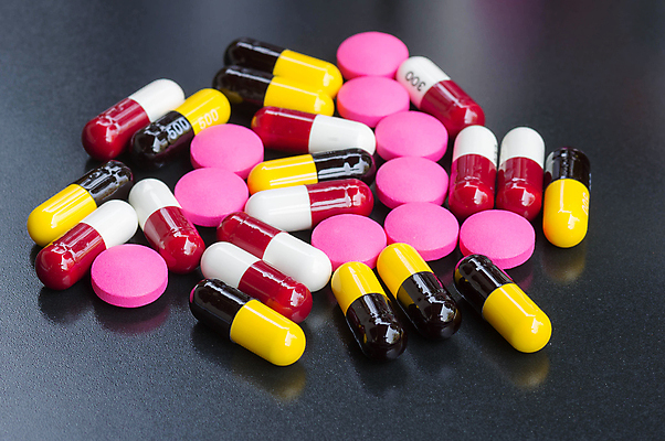 포토 JPG 해외이미지 과학 컨셉 건강 사람없음 치료 컬러풀 알약 약 여러개 고통 실험실 보호 약초 질병 약국 오브젝트 예방 처방 모음 조제 돌봄 약사 화학물질 항생제 해외202004 해외포토 감정 컬러 다수 의학 모션 실험 한글 풀_식물 화학 만들기 파일형식 이미지허브