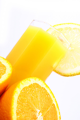 포토 JPG 해외이미지 실루엣 음료 음식 백그라운드 다이어트 오렌지 과일 재료 부분 자연 유리 귤 건강 사람없음 약 노란색 주스 활발 추위 흰색 신선 원형 달콤 아침식사 자르기 먹기 오브젝트 상쾌 날것 고립 신맛 완벽 해외202004 해외포토 도형 감정 컬러 컨셉 의학 모션 재질 촬영기법 식사 맛 생태계 파일형식 이미지허브