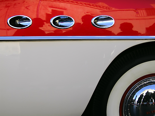 포토 JPG 해외이미지 디자인 스포츠 곡선 교통시설 자동차 추상 사람없음 빨간색 금속 꿈 운전 수확 램프 바퀴 클래식 은색 60대 향수 묘사 속도 복고 70대 타이머 모터 수집가 옛날 자동 조율 집회 차고 특별함 스타일 해외202004 해외포토 직업 노년 선 육상교통 컬러 교통 컨셉 무늬 농업 모션 재질 조명 화장품 시설 파일형식 이미지허브