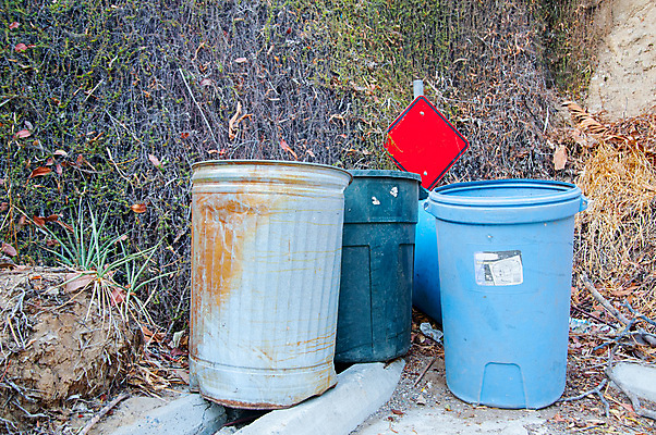 포토 JPG 해외이미지 동물 구름 공원 문화 도로 여행 지도 배낭 자연 하늘 휴가 사랑 풍경 사람없음 야외 초록색 파란색 여행객 카메라 미국 쓰레기통 흰색 끝 폐기물 상품 발사 배낭여행 시력 캘리포니아 방문 동쪽 방법 백패커 해외202004 해외포토 자연요소 공공시설 감정 길 컬러 북아메리카 가방 교통시설 사람 전자제품 쓰레기 방향 생태계 파일형식 이미지허브