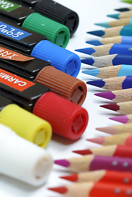 포토 JPG 해외이미지 디자인 교육 백그라운드 무지개 패턴 일러스트 학교 문구용품 창조 취미 사람없음 목재 빨간색 초록색 파란색 컬러풀 연필 노란색 페인트 흰색 그리기 그룹 팔레트 변화 닫기 스케치 오브젝트 보따리 그림 크레파스 예술가 고립 멀티 블러 초보 해외202004 해외포토 자연요소 나무 컬러 컨셉 무늬 재료 모션 학용품 미술 필기구 파일형식 이미지허브