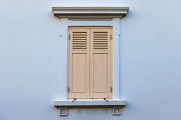 포토 JPG 해외이미지 전통 디자인 아시아 종교 문화 벽 여행 패턴 불교 건축양식 사다리 창문 태국 프레임 미술 동양인 사람없음 건물 장식 빨간색 문 계단 골동품 흰색 사찰 화려 역사 황금 묘사 그림 질감 대문 동쪽 옛날 스타일 해외202004 해외포토 건축물 건축 나라 컬러 컨셉 무늬 종교건축 문화예술 인종 도구 방향 파일형식 이미지허브
