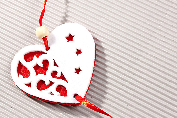 포토 JPG 해외이미지 종이 크리스마스 휴가 새해 사람없음 장식 빨간색 화환 하트 축하 질감 해외202004 해외포토 모양 기념일 꽃 컬러 컨셉 파일형식 이미지허브