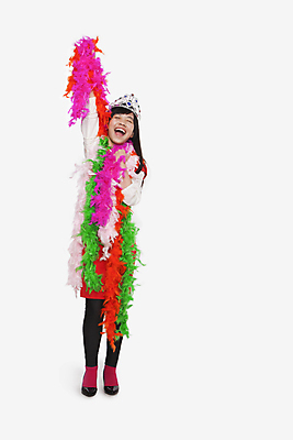 포토 JPG 해외이미지 전신 긴머리 행복 포즈 장난 놀이 갈색머리 한명 서기 미소 손짓 소녀 세로 컬러풀 파티 중국 유머 즐거움 흰배경 카피스페이스 시리즈 해외202004 해외포토 1 헤어스타일 여자 감정 아시아 어린이 컬러 백그라운드 모션 표정 사람 이벤트 공백 흰색 파일형식 이미지허브