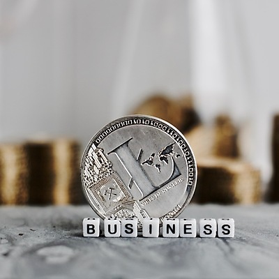 포토 JPG 해외이미지 돈 비즈니스 사람없음 금융 동전 저축 무역 결제 가치 해외202004 해외포토 산업 경제 재산 파일형식 이미지허브