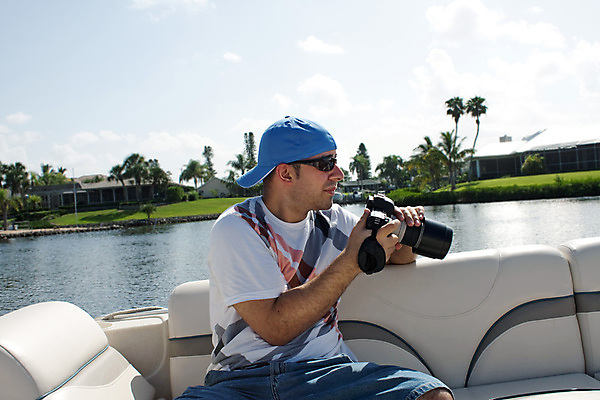 포토 JPG 해외이미지 나무 백인 직업 라이프스타일 남자 산업 야생동물 바다 여행 자연 휴가 손바닥 한명 사람 야외 물 카메라 디지털 사진촬영 보트 주식 발사 사진사 싱글 그림 상업 과제 찬성 플로리다 해외202004 해외포토 자연요소 서양인 식물 동물 1 손 배_교통 생활 금융 전자제품 촬영 미국 작가 생태계 파일형식 이미지허브