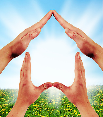 포토 JPG 해외이미지 손 컨셉 돈 가족 성공 부동산 미래 주택 건강 안전 사람없음 건물 금융 환경 꿈 에너지 유로 재산 빌라 맨션 비전 보험 대출 빚 돌봄 렌탈 생태학 자금 생존 안락 해외202004 해외포토 건축물 교육 관계 모션 신체부위 경제 파일형식 이미지허브