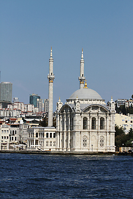 포토 JPG 해외이미지 외관 바다 건축양식 이스탄불 사람없음 야외 건물 역사 칠면조 숭배 옛날 해외202004 튀르키예 해외포토 건축물 건축 아시아 조류 파일형식 이미지허브