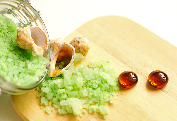 포토 JPG 해외이미지 여자 바다 분홍색 맨발 탁자 휴식 건강 사람없음 목재 치료 수건 건강관리 스파 목욕 욕실 껍질 공구 뜨거움 씻기 빨래 매끈함 모피 소중 뿌리기 향수 피부관리 향기 소금 비누 난방 시트 테라피 위생관리 해외202004 해외포토 나무 컬러 가구 컨셉 가사 재료 의학 모션 발 관리 사람 위생용품 뷰티 청결 화장품 도구 감각 냄새 파일형식 이미지허브