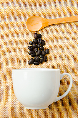 포토 JPG 해외이미지 1 커피 백그라운드 자연 씨앗 사람없음 가로 갈색 우주 흰색 횡단보도 닫기 굽기 삼베 묘사 싱글 캔버스 자루 카페인 해외202004 해외포토 식물 음료 컬러 모션 보행로 구이 생태계 파일형식 천_직물 이미지허브