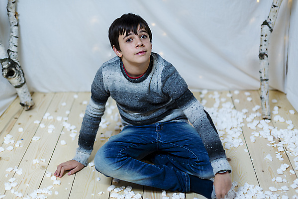 포토 JPG 해외이미지 백인 모델 학생 라이프스타일 옷 남자 행복 얼굴 포즈 한명 미소 사람 소년 10대 청춘 흰색 청바지 도시 피부 고립 사춘기 해외202004 해외포토 서양인 1 감정 어린이 컬러 컨셉 바지 청소년 표정 생활 신체부위 파일형식 이미지허브