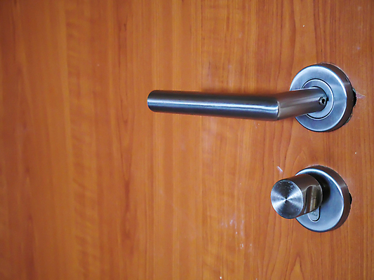 포토 JPG 해외이미지 디자인 건축양식 열쇠 주택 실내 손잡이 안전 사람없음 내부 목재 빛 갈색 문 금속 방 오픈 닫기 보호 은색 묘사 오브젝트 잠금 보안 대문 열쇠구멍 문고리 엘리먼트 철강 해외202004 해외포토 나무 건축 컬러 컨셉 재료 모션 재질 건물 파일형식 이미지허브