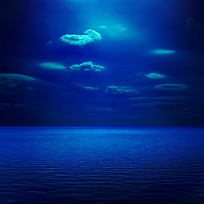 포토 JPG 해외이미지 구름 호수 바다 백그라운드 컨셉 자연 하늘 추상 풍경 사람없음 야외 물 파란색 빛 반사 검은색 어둠 황혼 새벽 꿈 달 야간 저녁 신비 달빛 가득함 장면 공상 마법 천국 솜털 빛망울 내추럴 깊이 잔물결 천창 수평선 해외202004 해외포토 자연요소 물결 컬러 무늬 일몰 생태계 파일형식 이미지허브