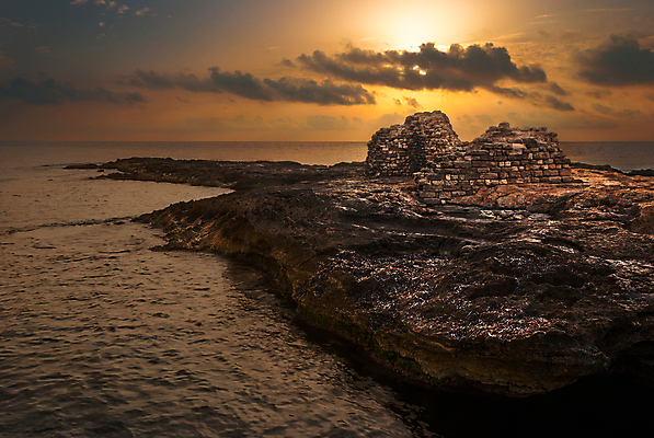 포토 JPG 해외이미지 구름 파도 바다 여행 오렌지 건축양식 자연 하늘 표면 아침 벽돌 풍경 사람없음 야외 물 여름 빛 햇빛 갈색 일출 침묵 일몰 바위 저녁 지중해 폐허 장면 내추럴 옛날 튀니지 수평선 해외202004 해외포토 주간 자연요소 계절 건축 컬러 과일 아프리카 태양 노을 소리 돌_바위 야간 생태계 파일형식 이미지허브