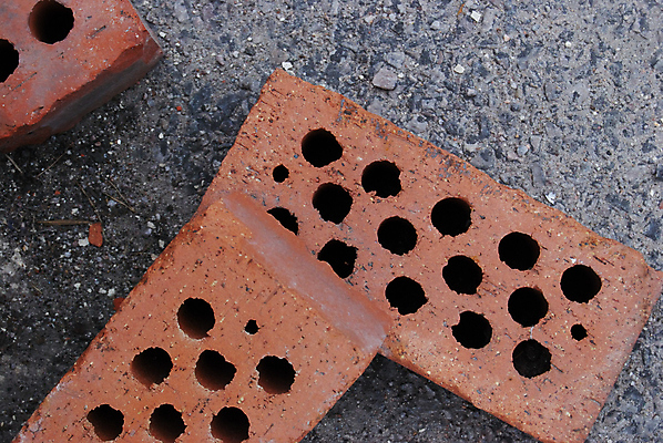 포토 JPG 해외이미지 백그라운드 패턴 건축양식 추상 벽돌 사람없음 건물 빨간색 블록 보행로 묘사 질감 시멘트 땅바닥 해외202004 해외포토 건축물 건축 길 컬러 무늬 바닥 파일형식 이미지허브