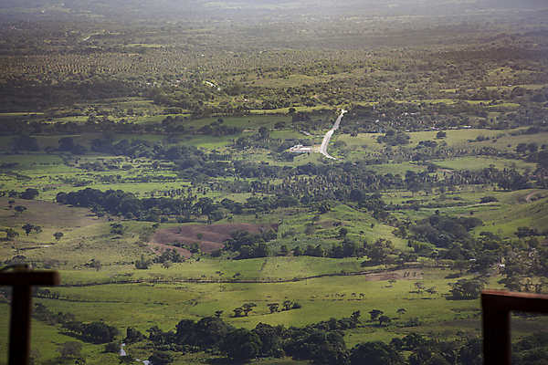 포토 JPG 해외이미지 나무 식물 구름 섬 여행 백그라운드 자연 하늘 휴가 산 파노라마 풍경 사람없음 초록색 여름 파란색 환경 계곡 침묵 신선 숲 언덕 신호 내추럴 공화국 도미니카공화국 절정 수평선 해외202004 해외포토 자연요소 계절 나라 컬러 촬영기법 소리 남아메리카 생태계 파일형식 이미지허브