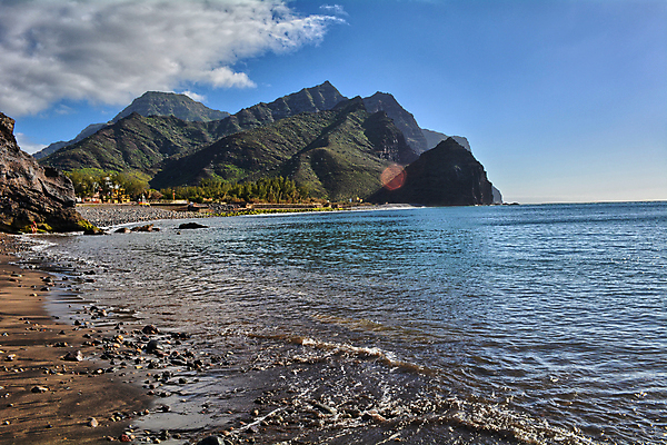 포토 JPG 해외이미지 식물 구름 모래 파도 바다 섬 여행 자연 하늘 휴가 산 파노라마 풍경 사람없음 초록색 물 여름 파란색 태양 마을 맑음 검은색 흰색 만 스페인 언덕 화산 흐림 해외202004 해외포토 자연요소 계절 유럽 컬러 날씨 촬영기법 생태계 파일형식 이미지허브