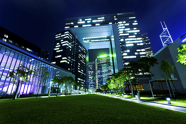 포토 JPG 해외이미지 디자인 아시아 건축양식 창문 유리 하늘 미래 사람없음 야외 건물 파란색 반사 탑 고층빌딩 중국 도시 재산 도심 야간 큼 질감 시티라이프 철강 해외202004 해외포토 자연요소 라이프스타일 건축물 건축 나라 컬러 컨셉 재질 빌딩 금융 크기 파일형식 이미지허브