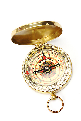 포토 JPG 해외이미지 여행 컨셉 지도 화살 항해 손바닥 사람없음 하이킹 탐험 기구 공구 목표 나침반 강의 방향 검색 북쪽 동쪽 네비게이션 남쪽 방법 서쪽 오리엔테이션 해외202004 해외포토 손 배_교통 레저 도구 파일형식 이미지허브