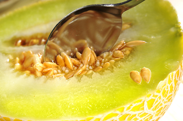 포토 JPG 해외이미지 음식 조각 다이어트 과일 디저트 건강 사람없음 물 노란색 신선 원형 달콤 맛 멜론 자르기 먹기 묘사 내추럴 해외202004 해외포토 자연요소 도형 컬러 컨셉 모션 파일형식 이미지허브