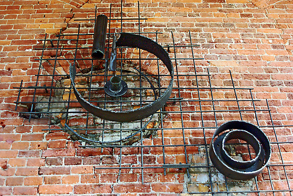 포토 JPG 해외이미지 산업 벽 조각 건축양식 벽돌 새로움 프레임 건강 미술 사람없음 건물 장식 빨간색 쌓기 금속 검은색 견과류 잡기 도시 바 접속 땅 철 부식 복고 볼트 뼈대 벽돌담 공학 평행 건축업자 옛날 철강 콘크리트 해외202004 해외포토 건축물 교육 건축 컬러 컨셉 모션 재질 문화예술 담장 공구 파일형식 이미지허브