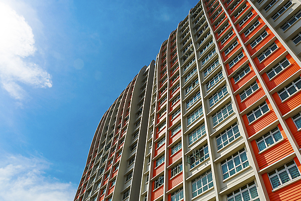 포토 JPG 해외이미지 구름 외관 오렌지 건축양식 하늘 부동산 새로움 아파트 주택 사람없음 건물 가로 파란색 컬러풀 노란색 고층빌딩 블록 활발 도시 재산 큼 상승 타운 리빙 이웃 싱가폴 대여 개발 많음 해외202004 해외포토 자연요소 건축물 건축 아시아 컬러 컨셉 과일 빌딩 금융 크기 파일형식 이미지허브