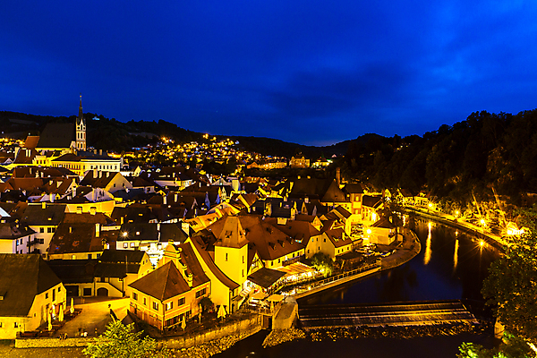 포토 JPG 해외이미지 밤하늘 풍경 사람없음 야외 야간 체코 체스키크룸루프 해외202004 해외포토 자연요소 유럽 하늘 파일형식 이미지허브