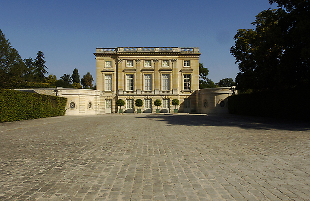 포토 JPG 해외이미지 외관 건축양식 사람없음 건물 궁전 프랑스 역사 베르사유 해외202004 해외포토 건축물 건축 유럽 고건축 파리_프랑스 파일형식 이미지허브