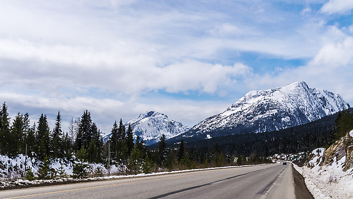 포토 JPG 해외이미지 나무 구름 여행 겨울 자연 하늘 휴가 산 파노라마 풍경 경사 사람없음 야외 파란색 태양 평화 계곡 냉동 얼음 침묵 추위 흰색 소나무 고속도로 고도 언덕 절정 눈내림 해외202004 해외포토 자연요소 식물 계절 도로 컬러 컨셉 눈_날씨 촬영기법 소리 생태계 파일형식 이미지허브