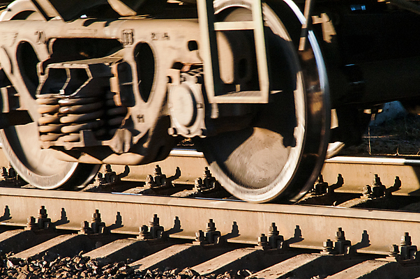 포토 JPG 해외이미지 산업 도로 여행 부분 교통시설 모션 자동차 사람없음 야외 금속 검은색 힘 기계 장비 운전 기차 수확 골동품 화물 나사 바퀴 클래식 역 수증기 철 속도 신호 전차 무거움 엔진 공학 방법 복원 선로 옛날 철강 해외202004 해외포토 교육 길 육상교통 컬러 교통 컨셉 농업 재질 대중교통 운송업 공구 무게 시설 파일형식 이미지허브