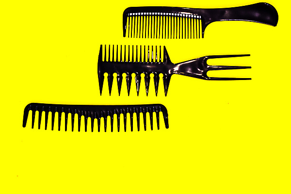 포토 JPG 해외이미지 헤어스타일 사람없음 세트 유행 금속 검은색 장비 흰색 도구 공구 붓 머리빗 업무 칼날 칼 플라스틱 미용사 자르기 철 오브젝트 날카로움 고립 스타일리스트 이발사 철강 해외202004 해외포토 직업 컬러 모션 재질 미용용품 작업 파일형식 이미지허브